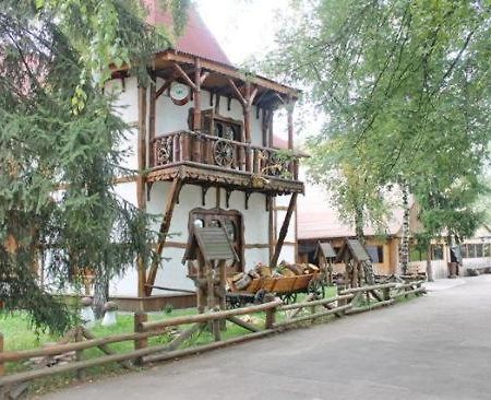 Комплекс Відпочинку "Колиба" Ξενοδοχείο Korosten Εξωτερικό φωτογραφία